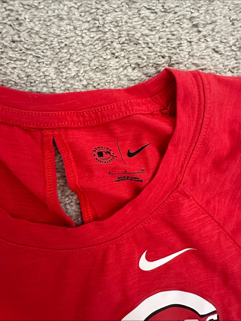 Nike Cincinnati Reds Red Performance Tee size small - Picture 2 of 3